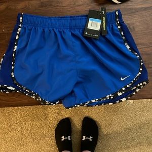 Nike Dri-Fit Standard Fit Shorts. Size M. NFT
